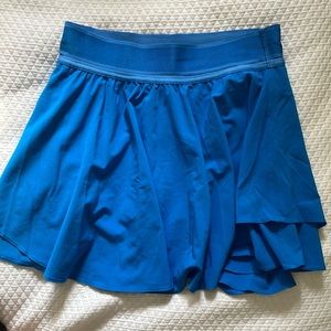 Lululemon. Court rival high rise skirt long. Size 6